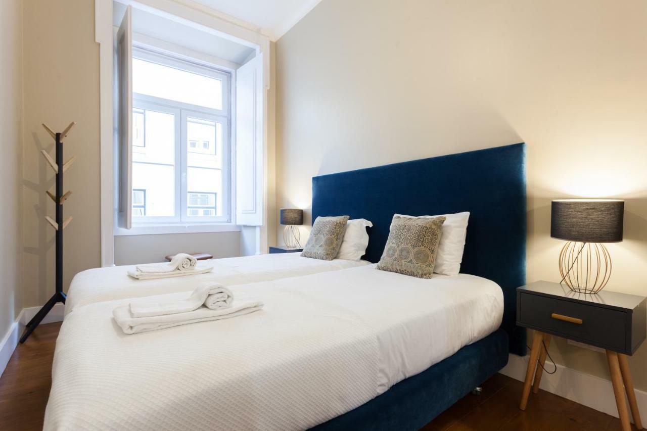 Baixa Vintage Three-Bedroom Apartment - By Lu Holidays Lisboa 外观 照片